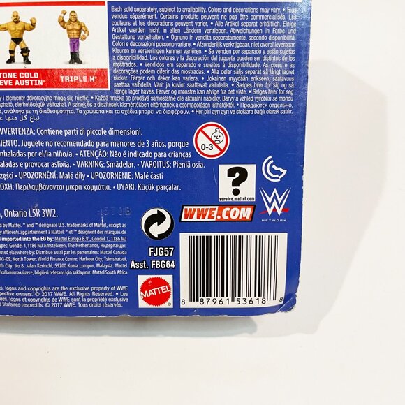 WWE Retro Series 2 Stone Cold Steve Austin Mattel 2017 New in Damaged Package - Picture 3 of 7